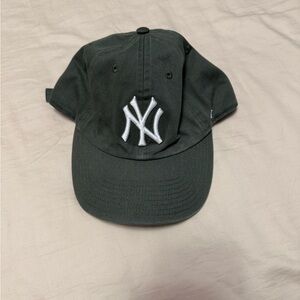 New York Yankees Black Cap